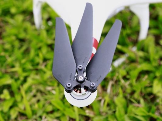 Singahobby 3-Blade Foldable Propeller CW Holder - Black - Image 6