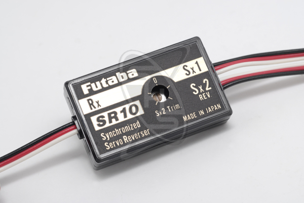 Futaba SR10 Servo Reverser